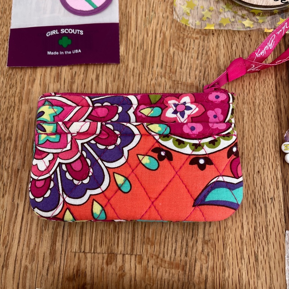 Stocking stuffers bundle - Picture 6 of 11